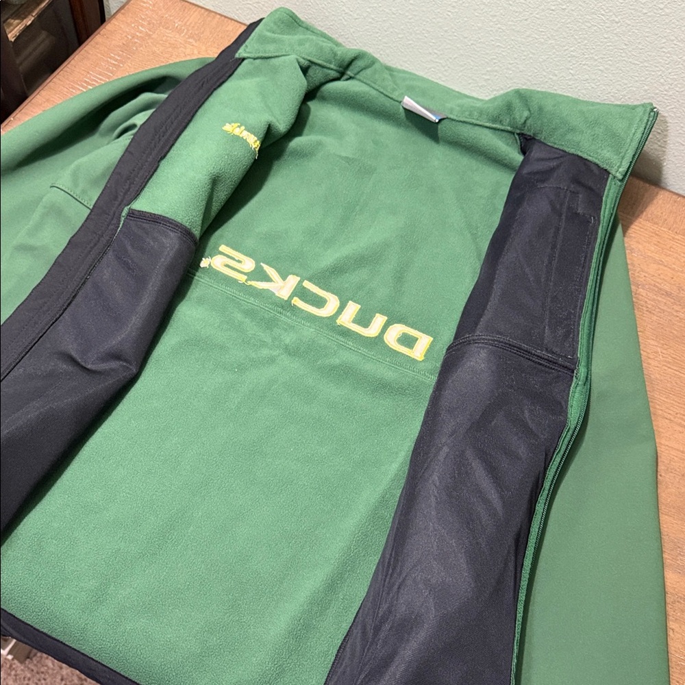 Columbia Sportswear Green Oregon Ducks Performance Jacket - Picture 9 of 14